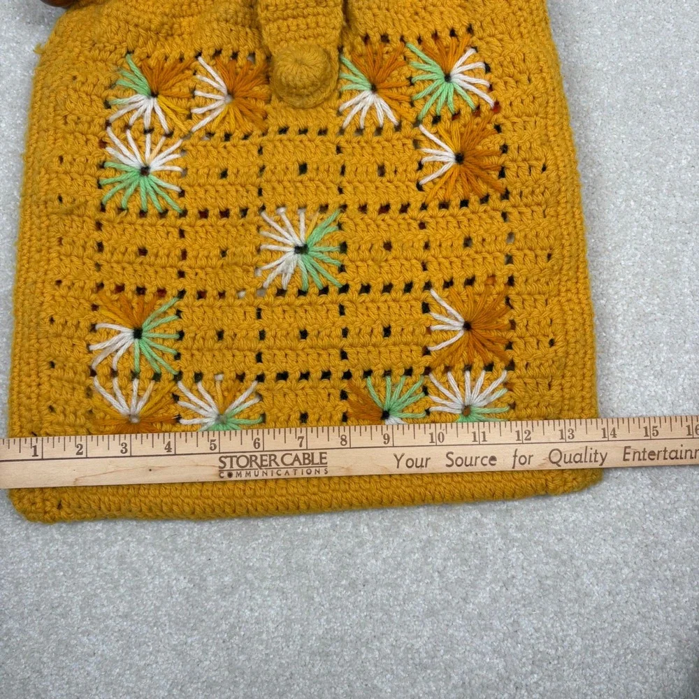 Vintage Crochet Shoulder Bag Mustard Yellow‎ Floral Handbag Purse Wood 70s Style
